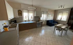 Casa Allegri - Comodo Alloggio In Beinette